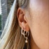 ⁦עגילי חישוק כסף - דגם קרין⁩ – תמונה ⁦3⁩