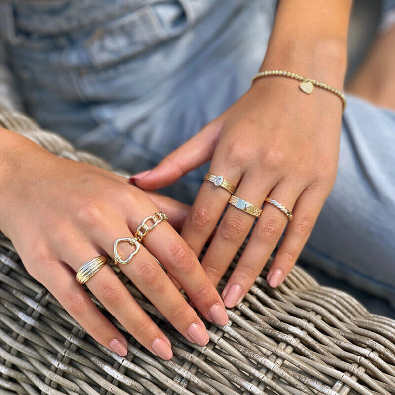 טבעת זהב דגם ג'וסלין