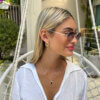 ⁦עגילי זהב תלויים דגם אדרת⁩ – תמונה ⁦2⁩